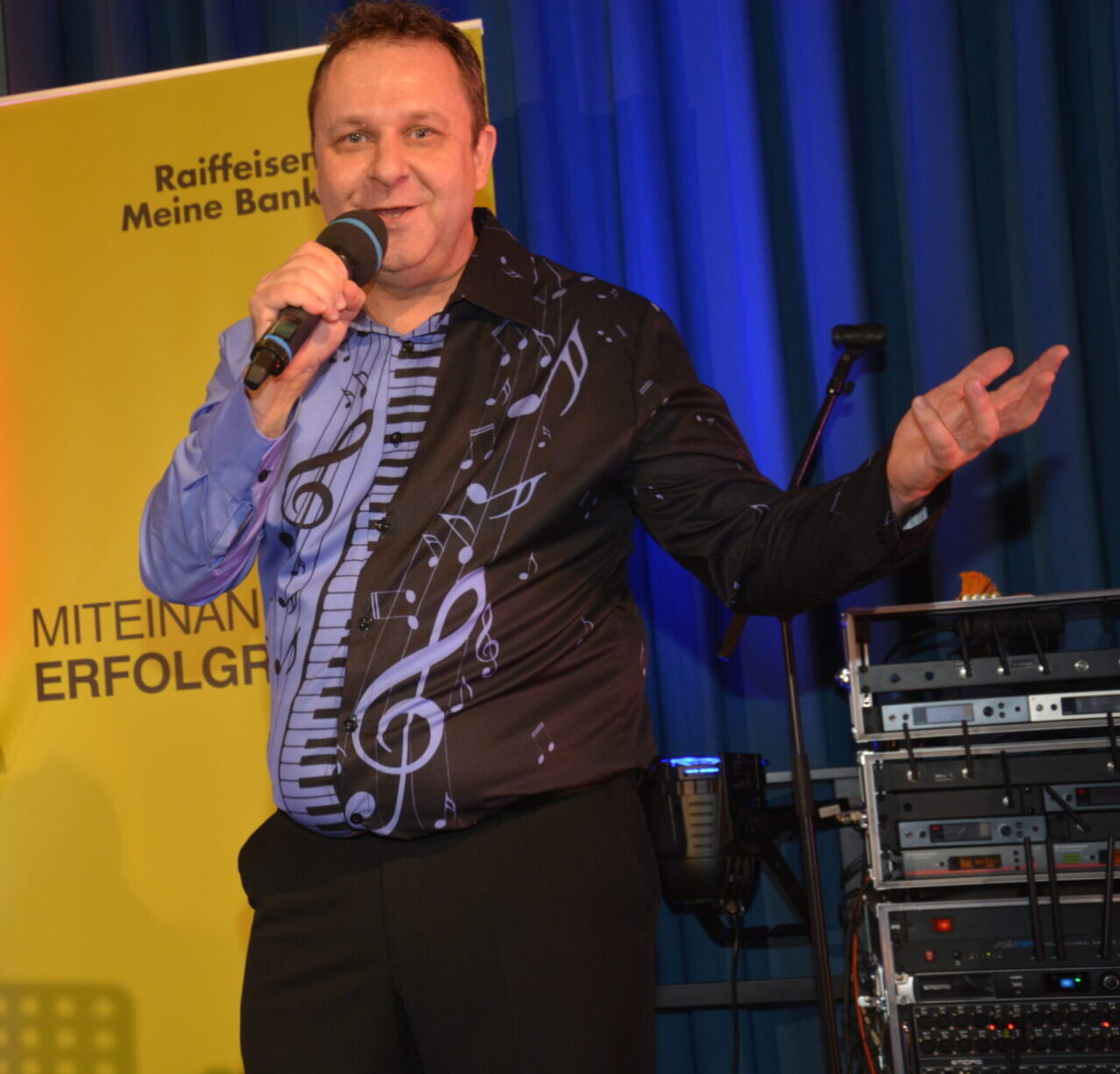 Live Musik mit Schlager, Tanz und Stimmung